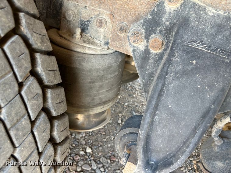 image for item KC9398 2001 Freightliner FLS112  vacuum truck