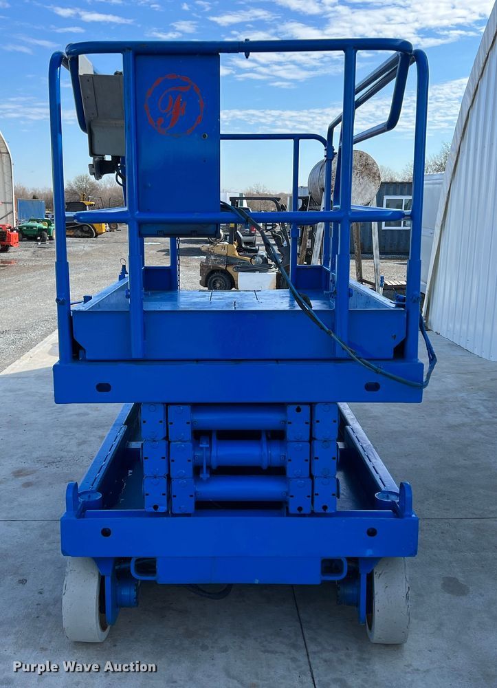 image for item KF9739 Up Right X26N  scissor lift