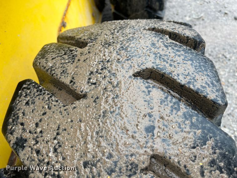 image for item KF9779 Wacker Neuson SW28  skid steer loader