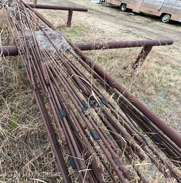 image for item KF9789 Approximately 205 sucker rods