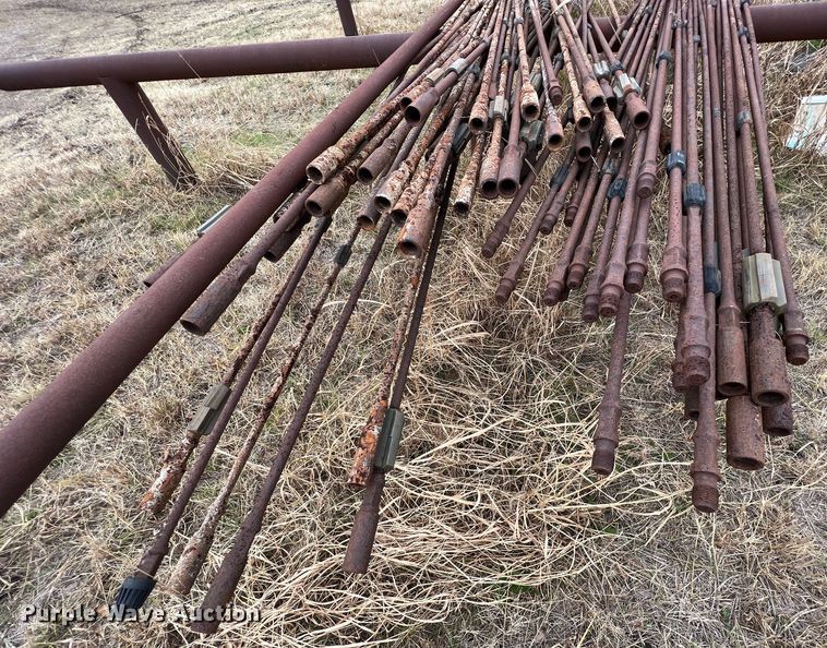 image for item KF9789 Approximately 205 sucker rods