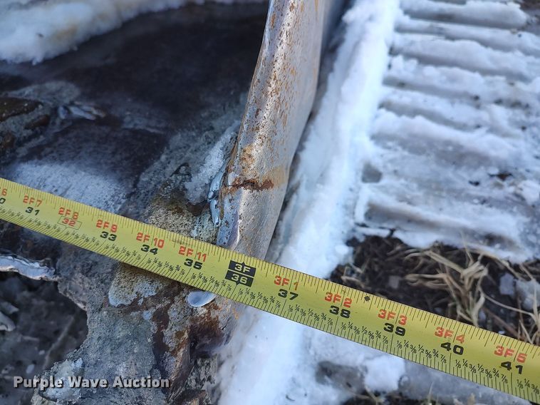 image for item KI9954 1979 John Deere 690B  excavator