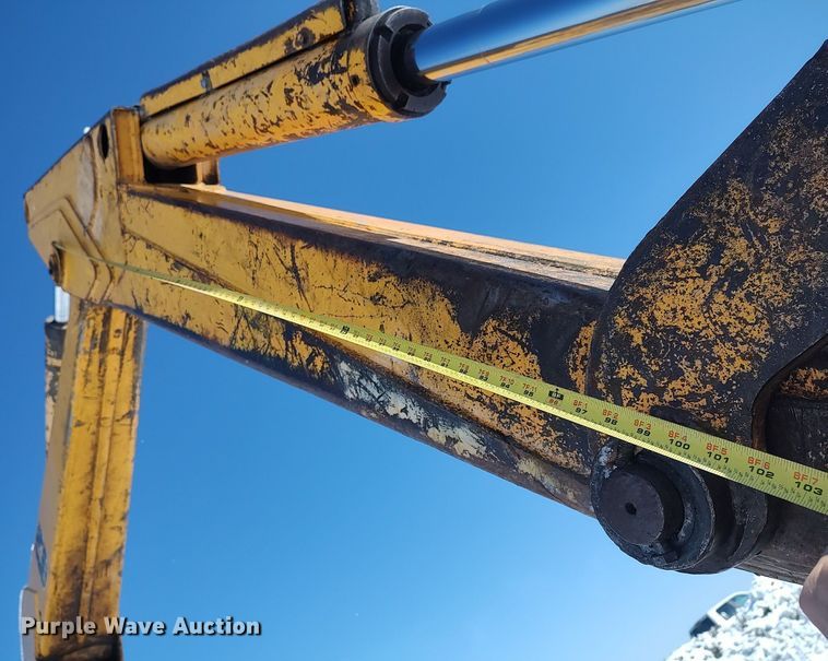 image for item KI9954 1979 John Deere 690B  excavator