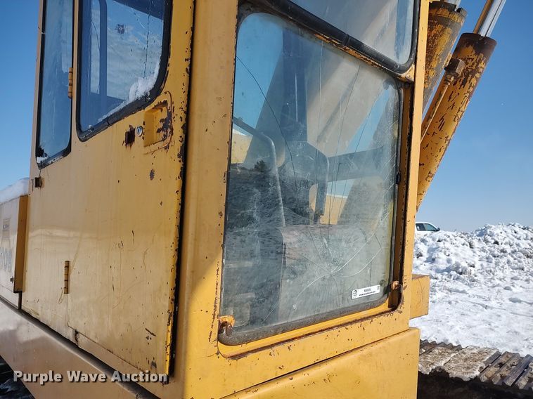 image for item KI9954 1979 John Deere 690B  excavator