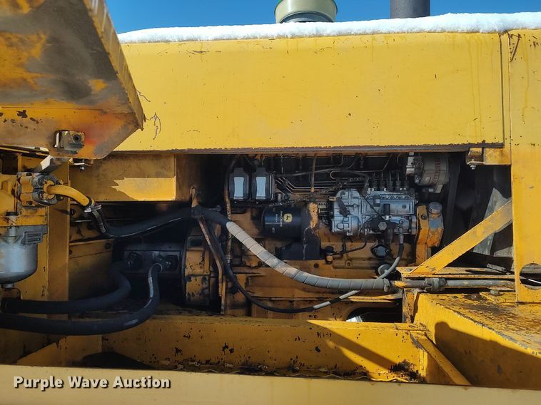 image for item KI9954 1979 John Deere 690B  excavator