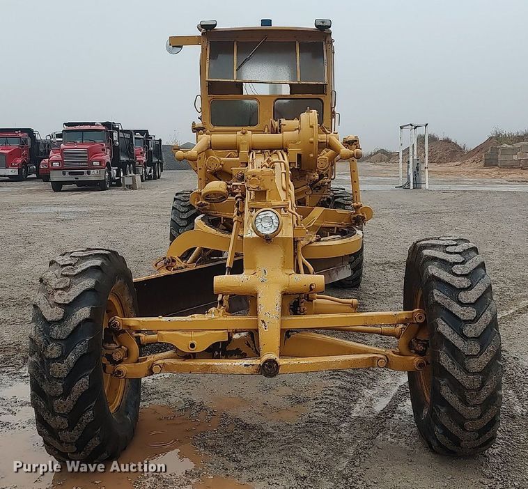 image for item KI9975 1963 Caterpillar 12  rigid frame motor grader