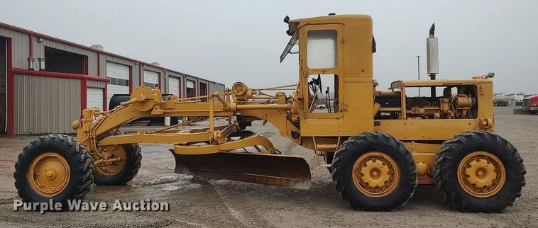 image for item KI9975 1963 Caterpillar 12  rigid frame motor grader