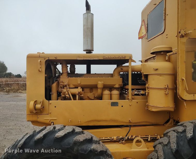 image for item KI9975 1963 Caterpillar 12  rigid frame motor grader