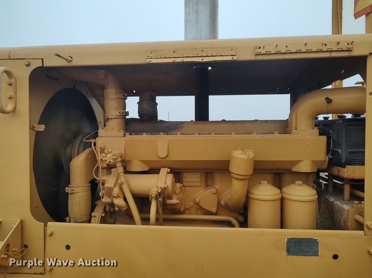 image for item KI9975 1963 Caterpillar 12  rigid frame motor grader