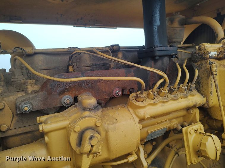 image for item KI9975 1963 Caterpillar 12  rigid frame motor grader