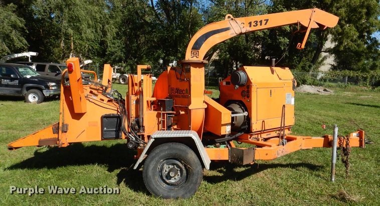 image for item KW9511 2010 Altec DC1317  wood chipper