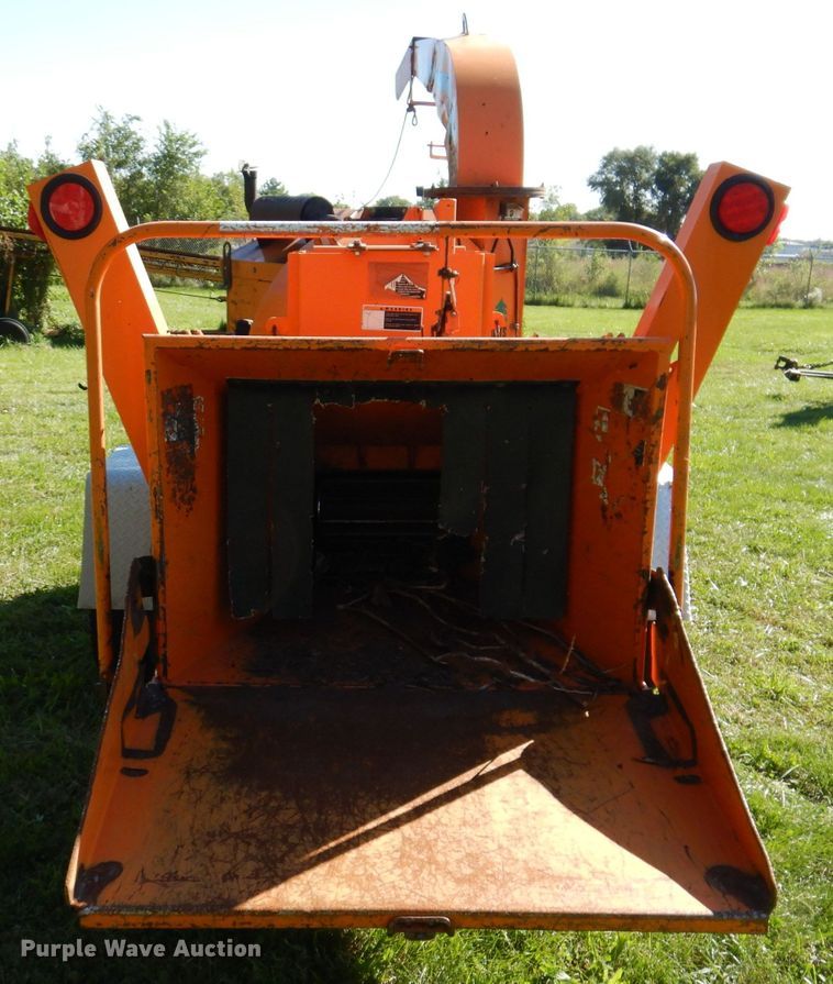 image for item KW9511 2010 Altec DC1317  wood chipper