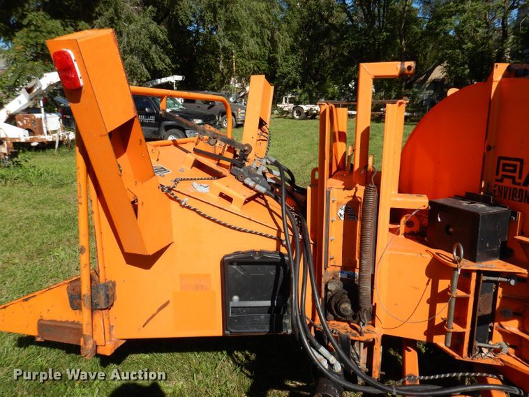 image for item KW9511 2010 Altec DC1317  wood chipper