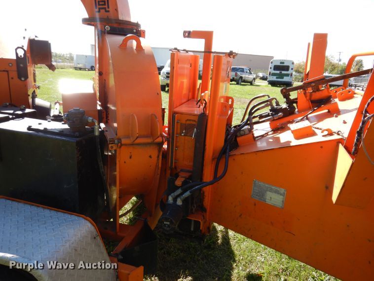 image for item KW9511 2010 Altec DC1317  wood chipper