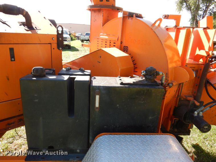 image for item KW9511 2010 Altec DC1317  wood chipper