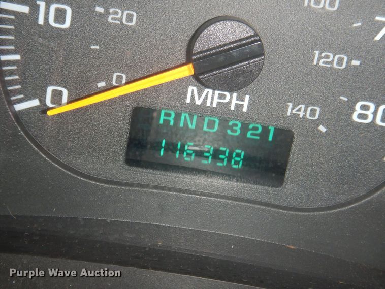 image for item KW9660 2004 GMC C8500  bucket truck