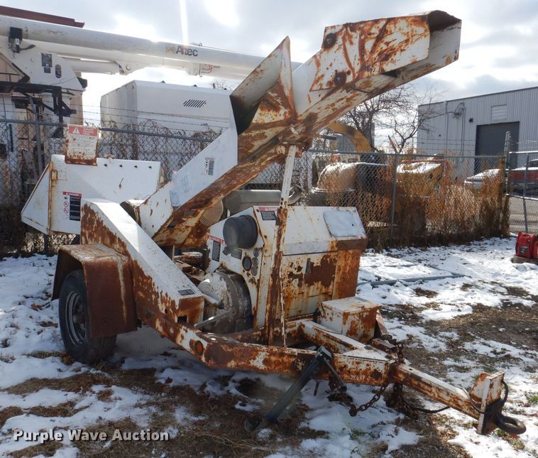 image for item KW9662 Wood Chuck Chipper  wood chipper