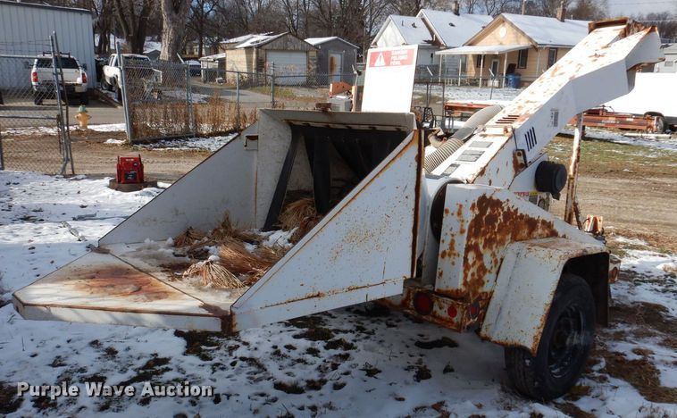 image for item KW9662 Wood Chuck Chipper  wood chipper