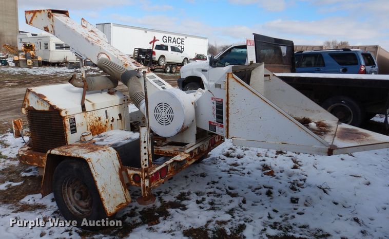 image for item KW9662 Wood Chuck Chipper  wood chipper