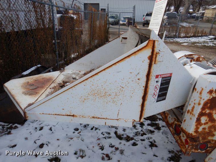 image for item KW9662 Wood Chuck Chipper  wood chipper