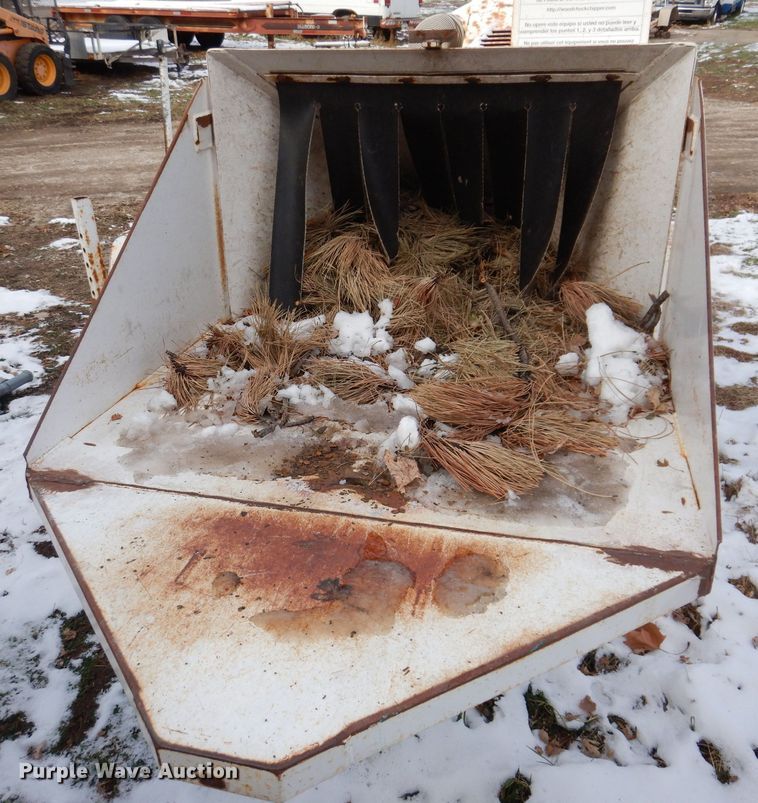 image for item KW9662 Wood Chuck Chipper  wood chipper