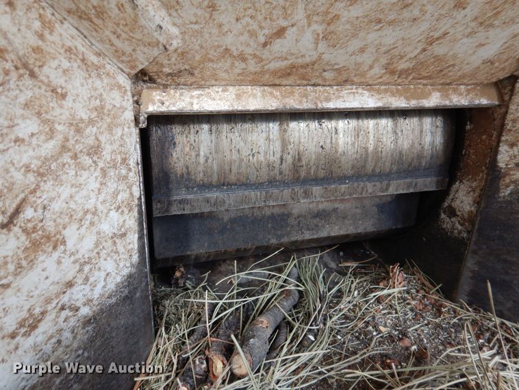 image for item KW9662 Wood Chuck Chipper  wood chipper