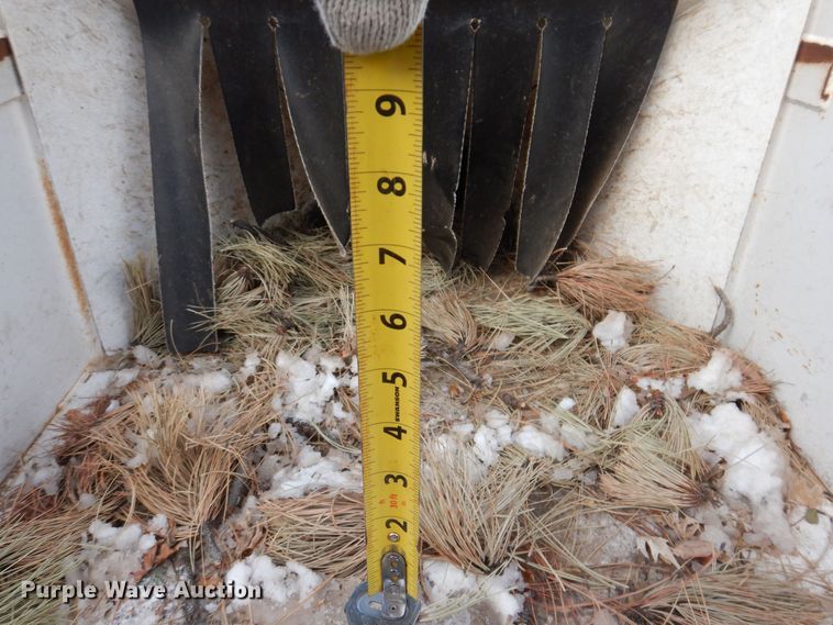 image for item KW9662 Wood Chuck Chipper  wood chipper