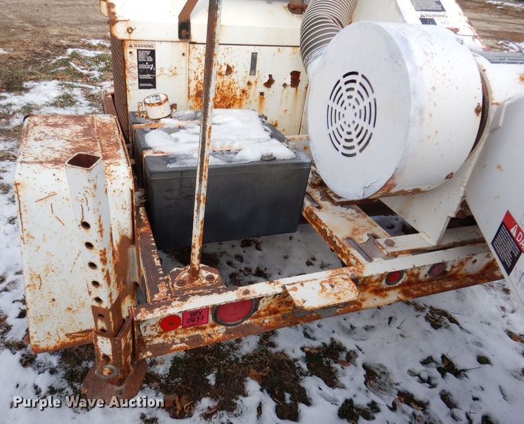 image for item KW9662 Wood Chuck Chipper  wood chipper