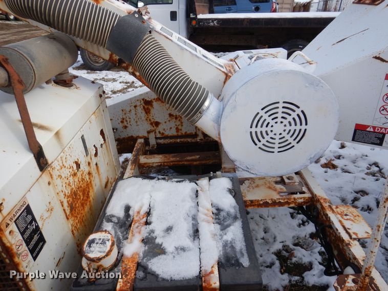 image for item KW9662 Wood Chuck Chipper  wood chipper