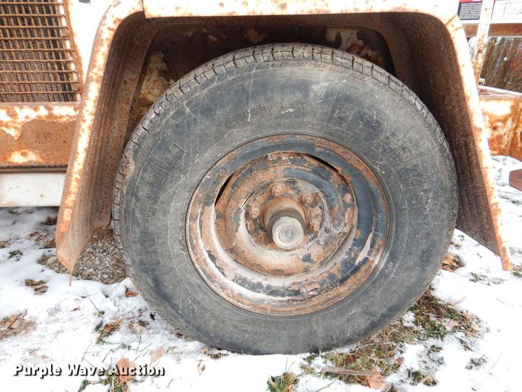 image for item KW9662 Wood Chuck Chipper  wood chipper