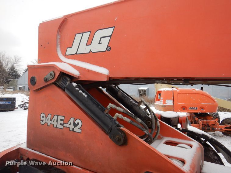 image for item KW9683 2008 Lull 944E-42  telehandler