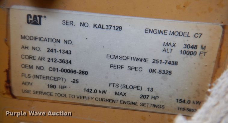 image for item KW9685 2004 Freightliner Business Class M2  flatbed truck