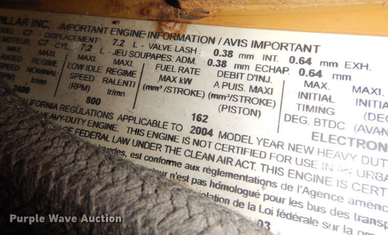 image for item KW9685 2004 Freightliner Business Class M2  flatbed truck