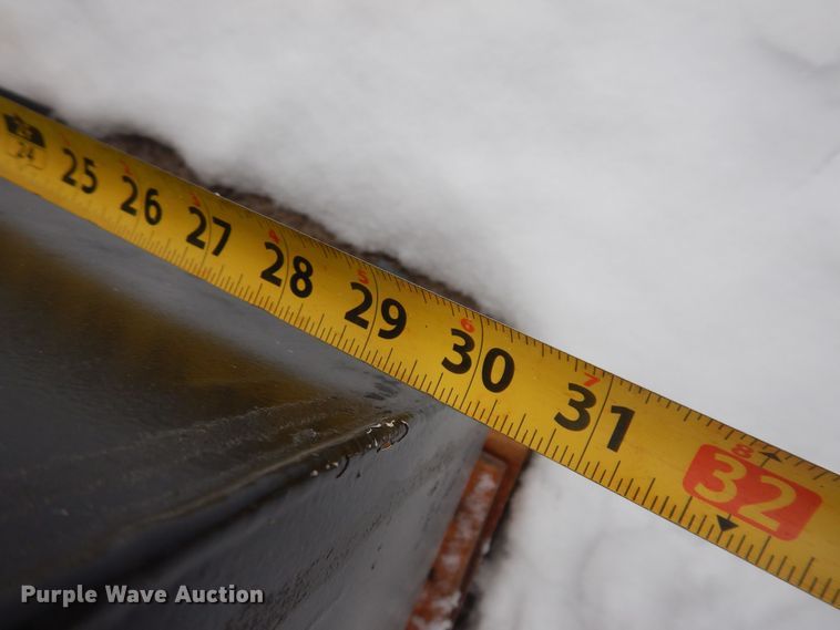 image for item KW9686 (2) auxiliary fuel tanks