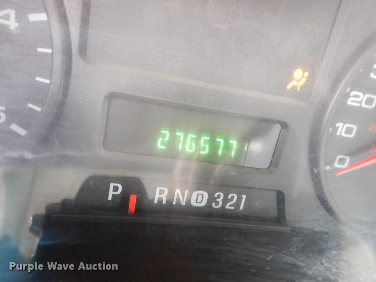 image for item KW9700 2006 Ford F450 Super Duty XL  flatbed truck