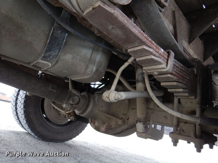 image for item KW9700 2006 Ford F450 Super Duty XL  flatbed truck