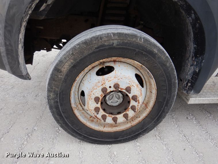 image for item KW9700 2006 Ford F450 Super Duty XL  flatbed truck