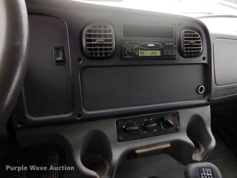 image for item KW9701 2006 Freightliner Business Class M2  water truck