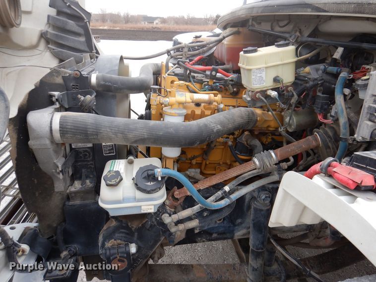 image for item KW9701 2006 Freightliner Business Class M2  water truck