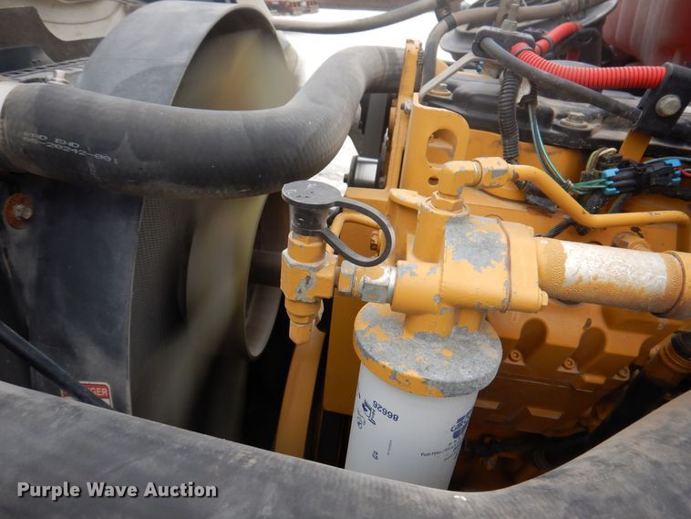 image for item KW9701 2006 Freightliner Business Class M2  water truck