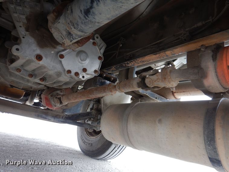 image for item KW9701 2006 Freightliner Business Class M2  water truck