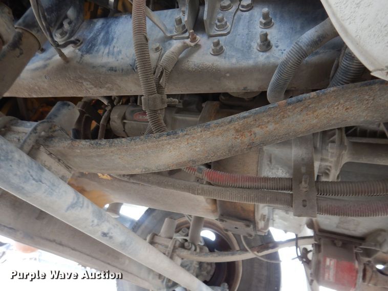 image for item KW9701 2006 Freightliner Business Class M2  water truck