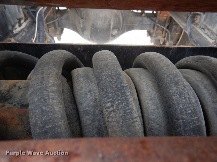 image for item KW9701 2006 Freightliner Business Class M2  water truck