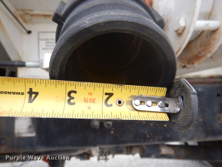 image for item KW9701 2006 Freightliner Business Class M2  water truck