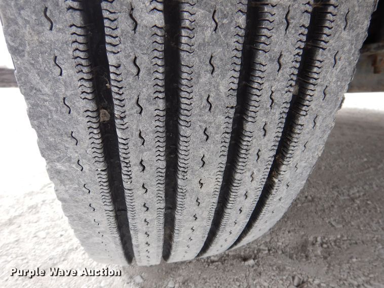 image for item KW9701 2006 Freightliner Business Class M2  water truck