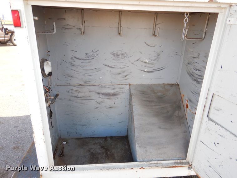 image for item KW9764 2001 International 4700  bucket truck