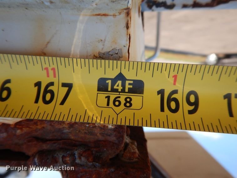 image for item KW9764 2001 International 4700  bucket truck