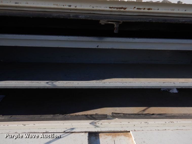 image for item KW9764 2001 International 4700  bucket truck