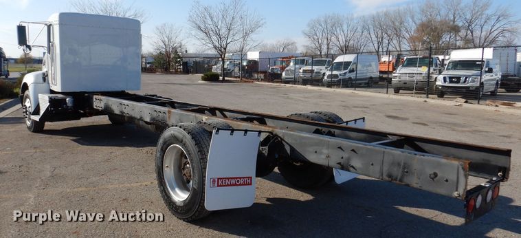image for item KW9765 2014 Kenworth T370  truck cab and chassis