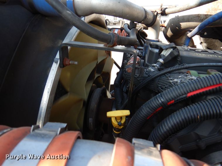 image for item KW9765 2014 Kenworth T370  truck cab and chassis